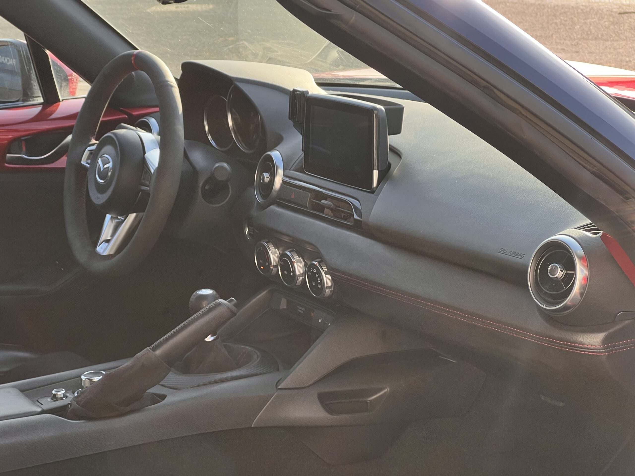 
								Mazda MX-5 ND 2.0 full									