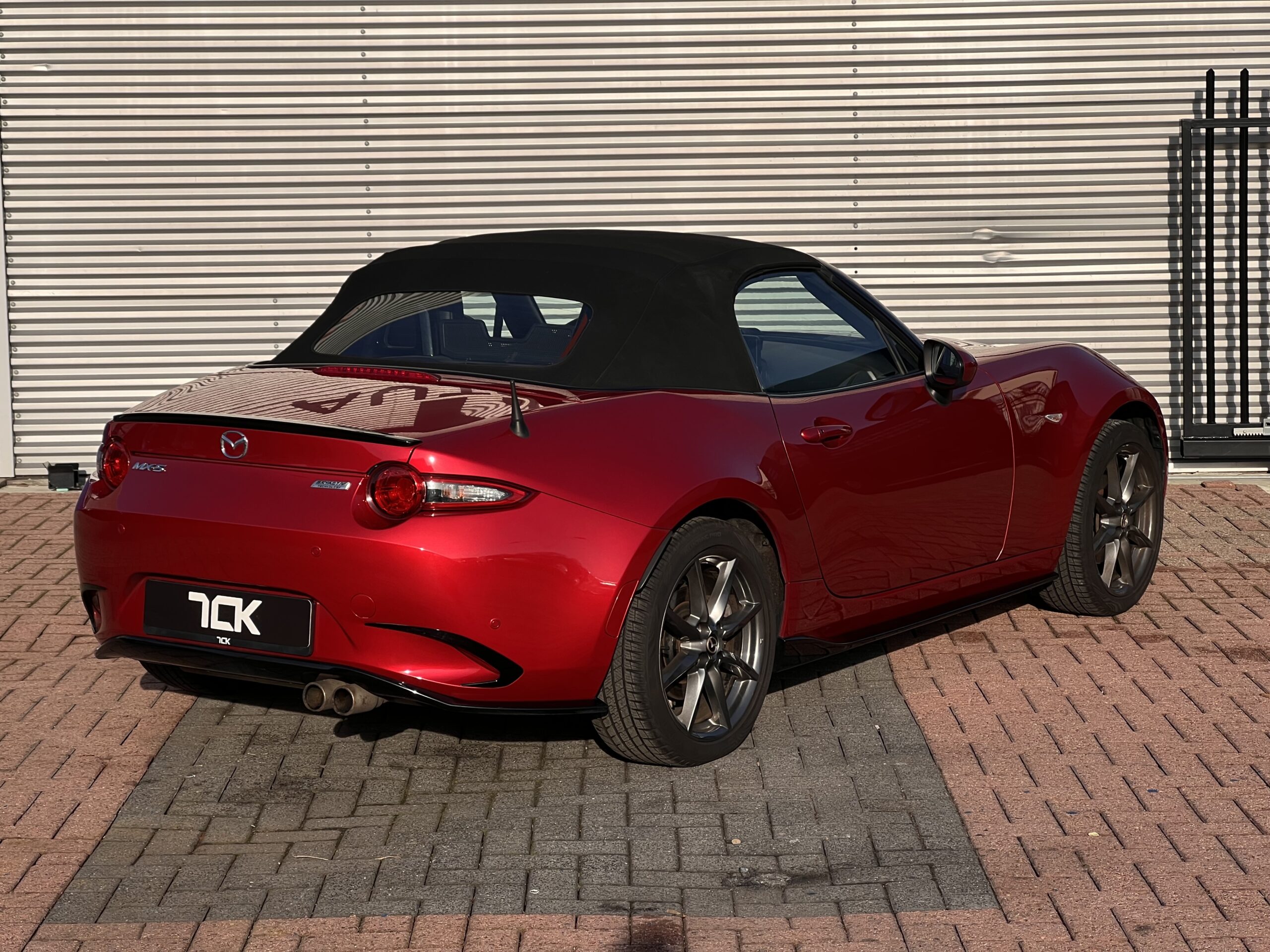 
								Mazda MX-5 ND 2.0 full									