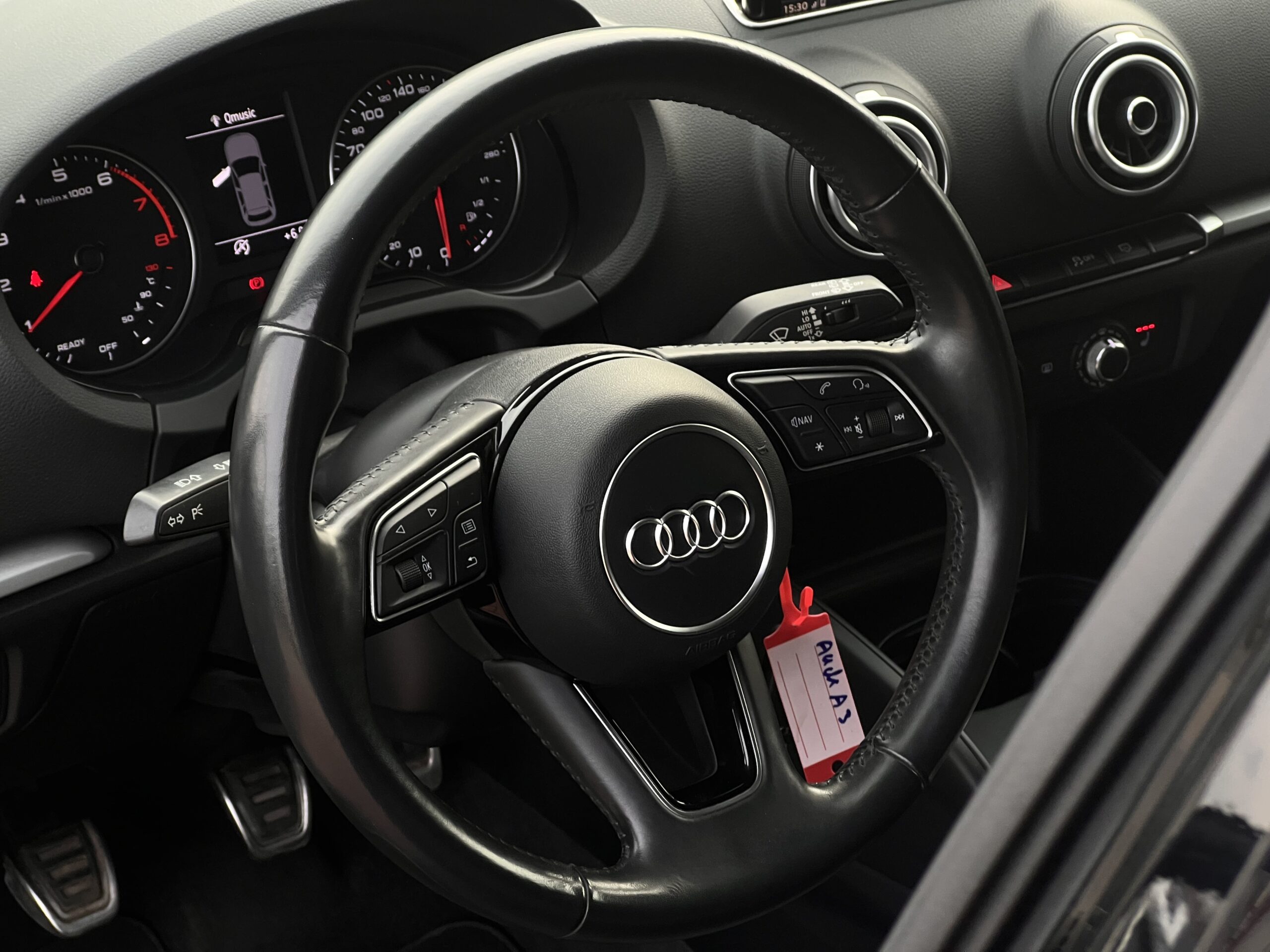
								Audi A3 1.0 full									