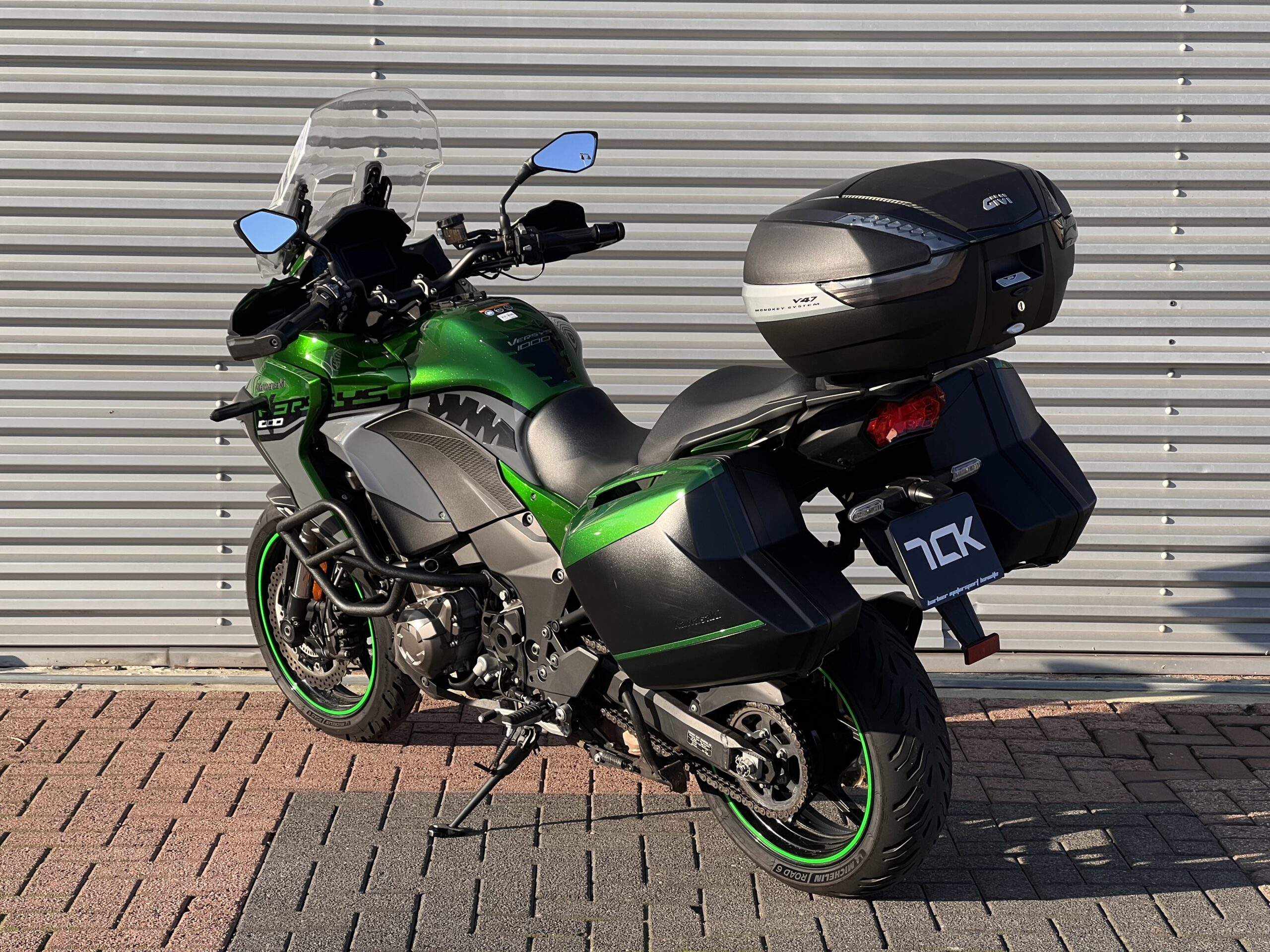 
								Kawasaki Versys full									