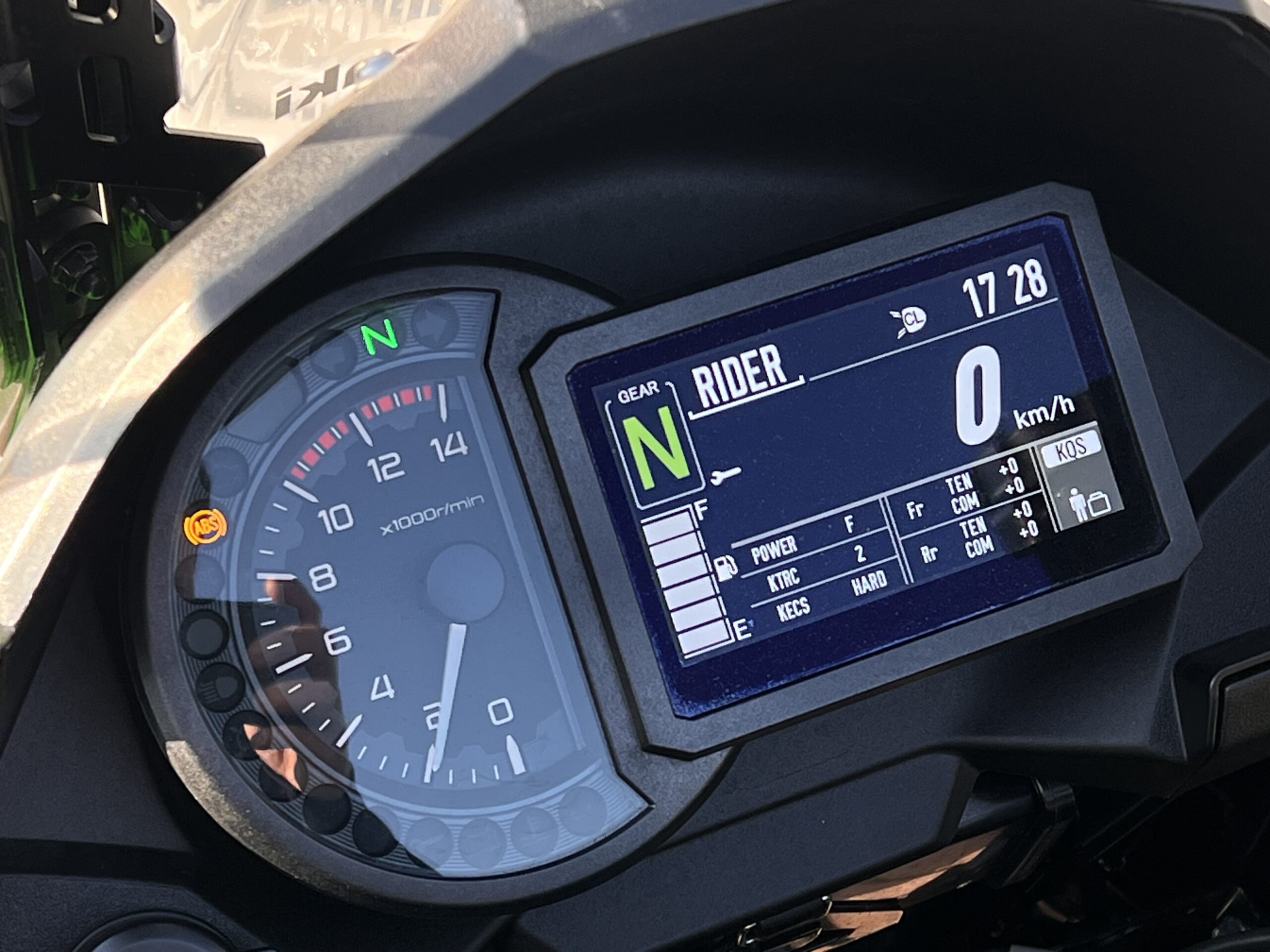 
								Kawasaki Versys full									