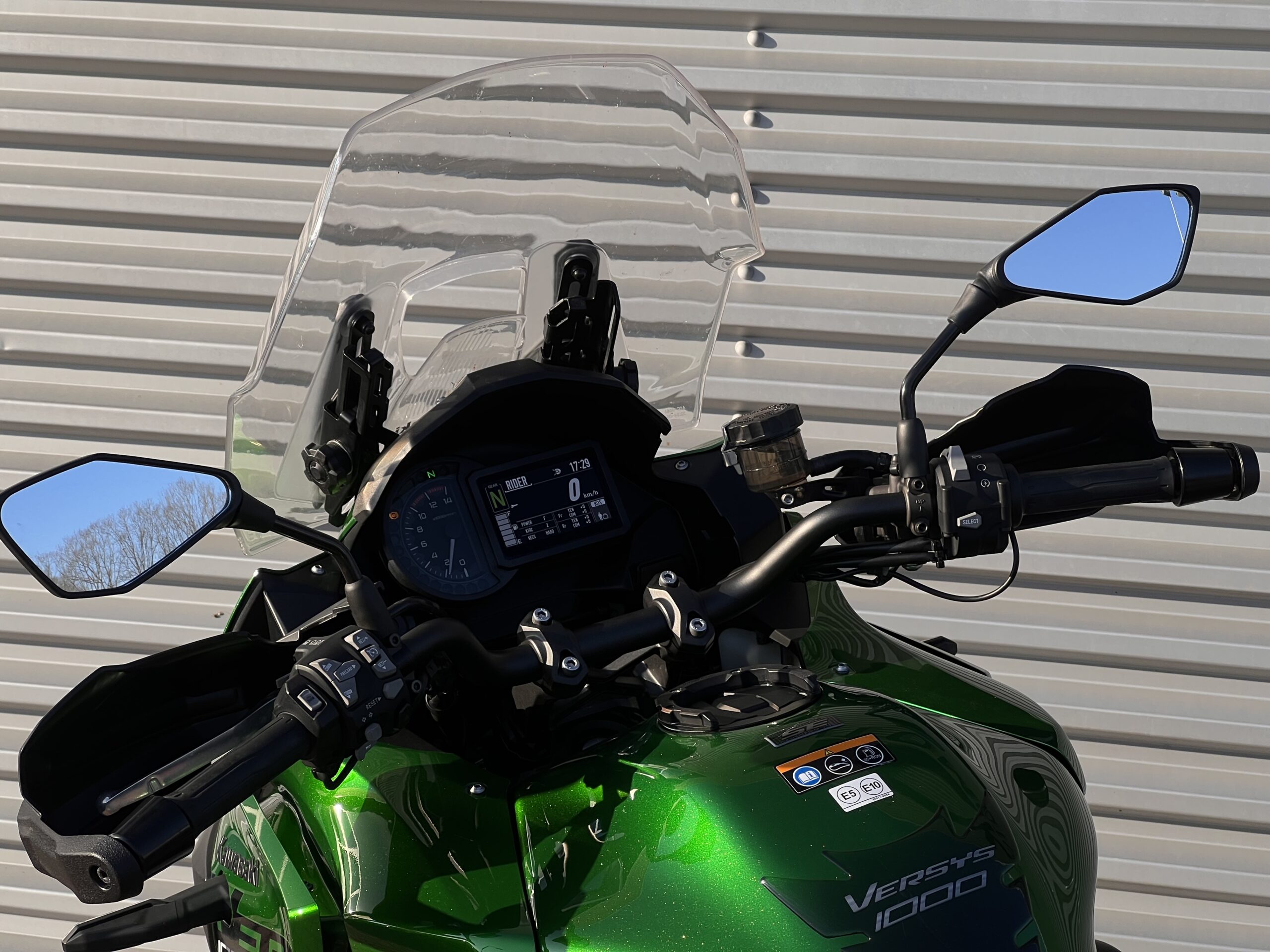 
								Kawasaki Versys full									