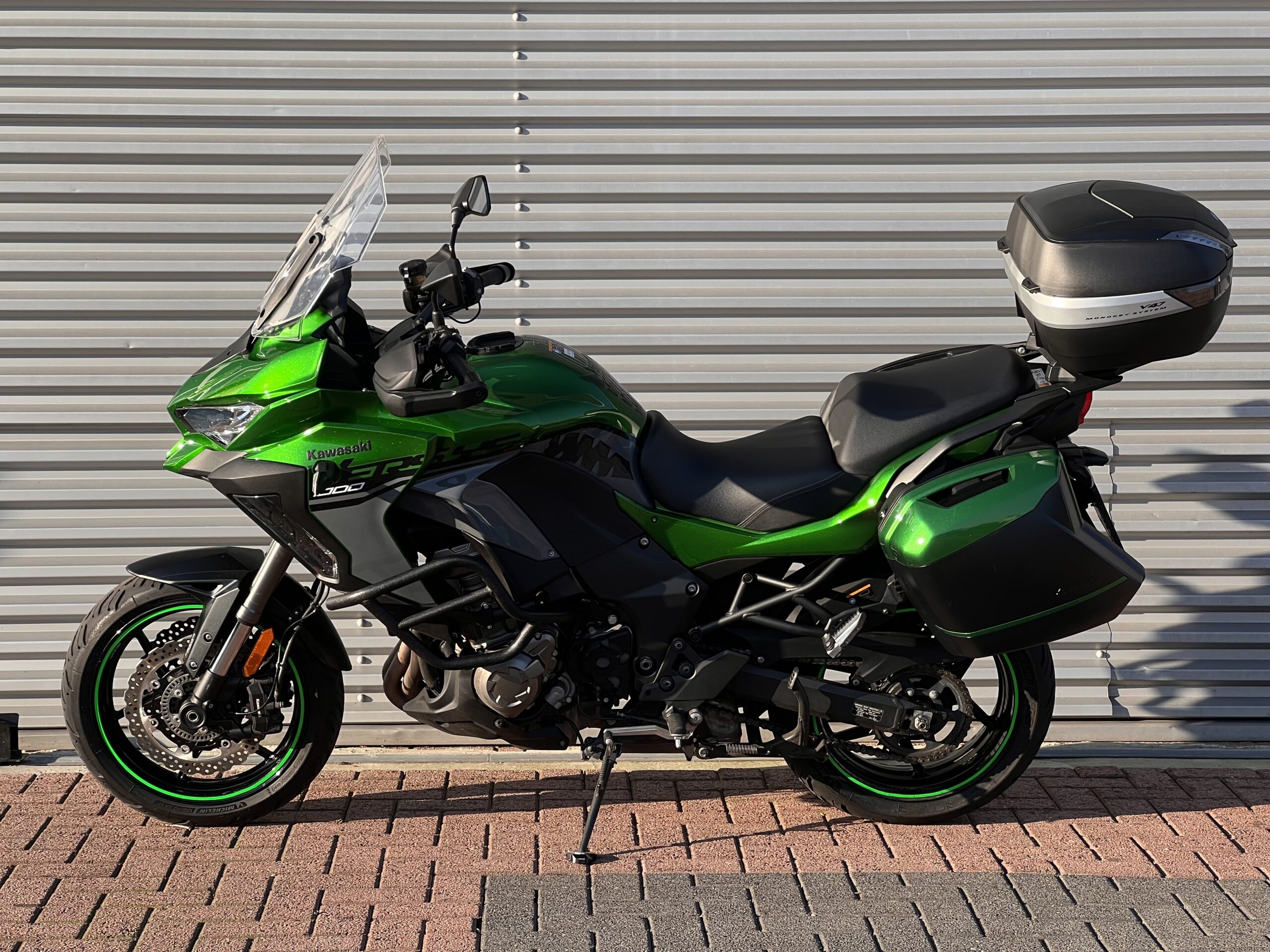 
								Kawasaki Versys full									